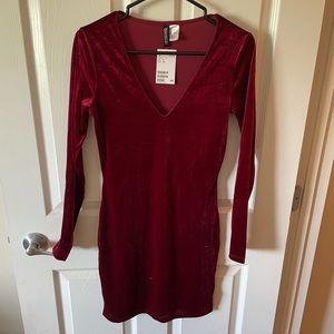 H&M Burgundy Velvet Bodycon Dress